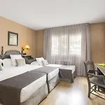 מלון Melia 4*