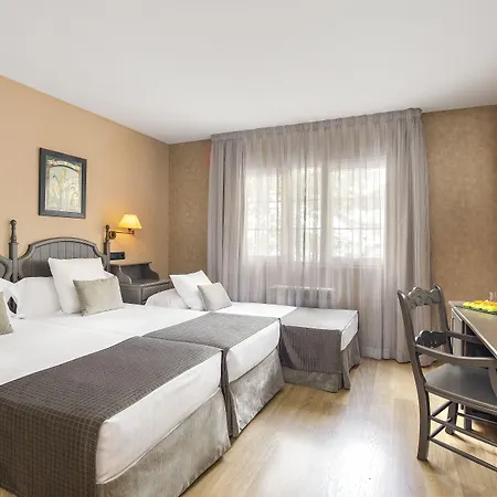 Hotel Melia 4*