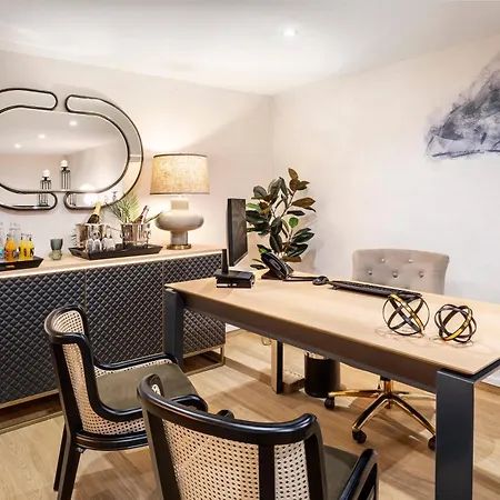 塞拉内华达美利亚酒店 4*