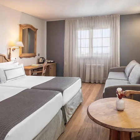 Готель Melia 4*